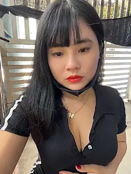 Lewd couple online show from May 24, 5:40 am