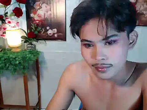 Snapshot of twink_ivanxxxx chatting on May 9, 1:36 pm twink ivanxxxx online show from May 9, 1:36 pm