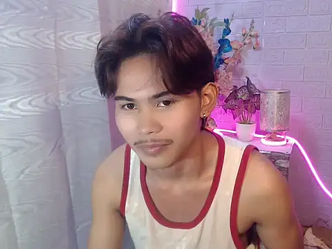 twink ivanxxxx online show from July 14, 9:25 am