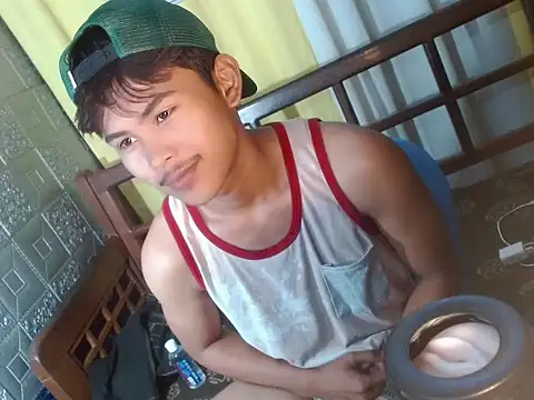 twink ivanxxxx online show from February 17, 12:13 pm