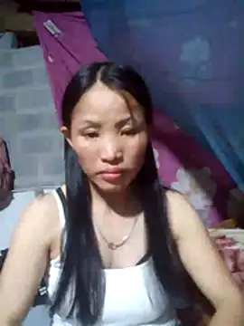 Snapshot of nhynhy11 chatting on February 16, 4:38 pm nhynhy11 online show from February 16, 4:38 pm