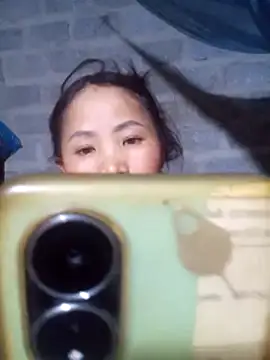 Snapshot of nhynhy11 chatting on February 10, 1:43 pm nhynhy11 online show from February 10, 1:43 pm