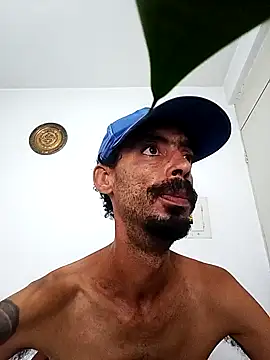 Swicth love online show from March 19, 6:08 pm