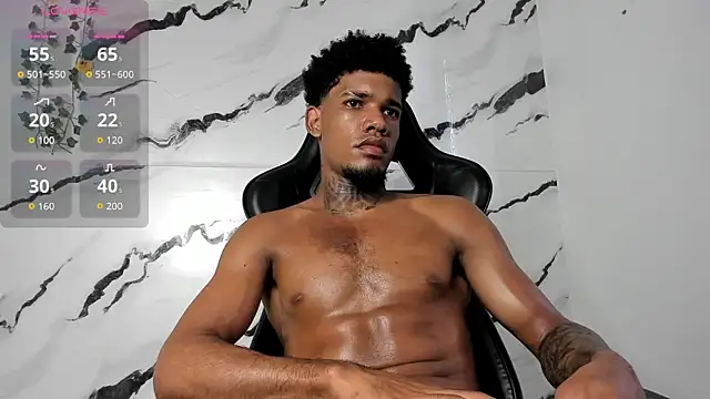 Snapshot of Nehemiaa_boy chatting on February 18, 7:10 pm Nehemiaa boy online show from February 18, 7:10 pm