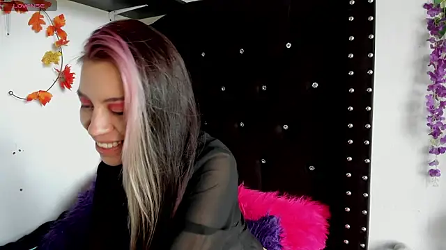 Midory 6 online show from February 19, 3:42 pm