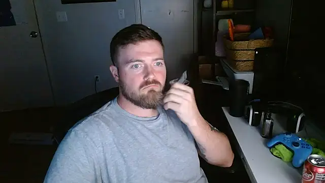 theone07221 online show from June 26, 8:58 pm
