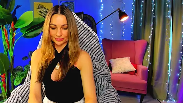 Snapshot of KrisWillis chatting on February 8, 1:09 pm KrisWillis online show from February 8, 1:09 pm