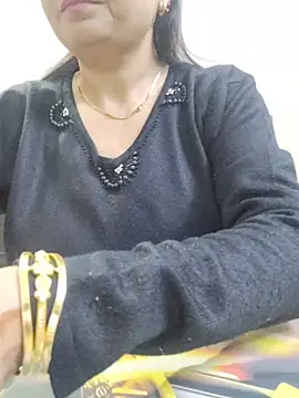 Snapshot of SexybeboX chatting on February 7, 6:43 am SexybeboX online show from February 7, 6:43 am