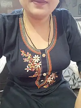 SexybeboX online show from May 9, 5:55 am