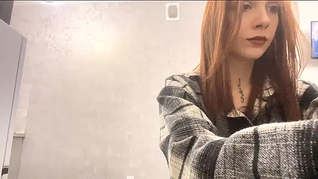 Snapshot of JulissaJoly chatting on February 6, 12:12 pm JulissaJoly online show from February 6, 12:12 pm