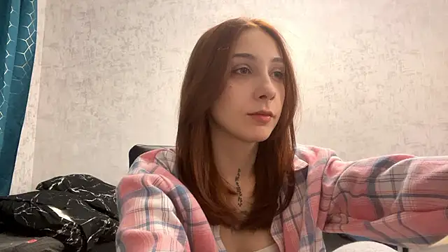 Snapshot of JulissaJoly chatting on February 26, 1:11 pm JulissaJoly online show from February 26, 1:11 pm