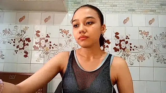 AnnettaBelsito online show from April 18, 11:12 am