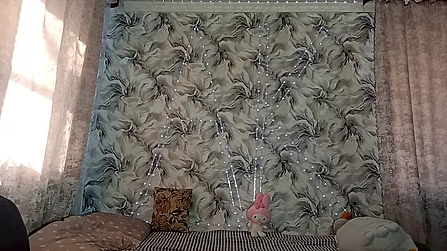 AnnettaBelsito online show from April 3, 1:06 pm