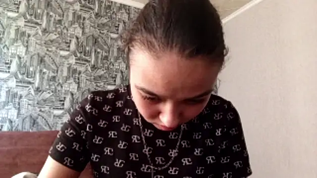 AnnettaBelsito online show from May 15, 12:14 pm