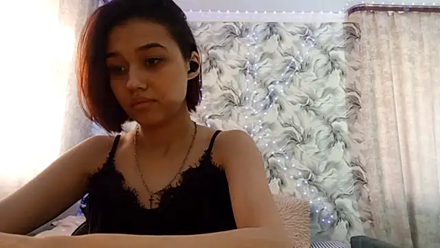 AnnettaBelsito online show from April 1, 1:41 pm