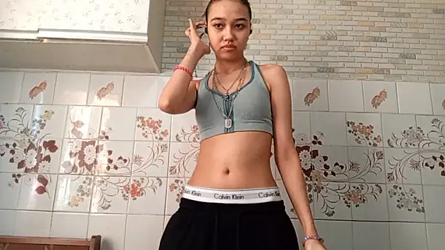 AnnettaBelsito online show from March 25, 1:10 pm