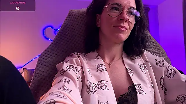 Katy Kar online show from March 16, 8:00 pm