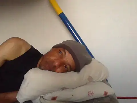 lavelle26 online show from April 5, 3:30 pm