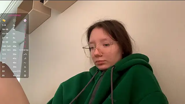 Snapshot of LakendraNoren chatting on February 13, 7:08 am LakendraNoren online show from February 13, 7:08 am