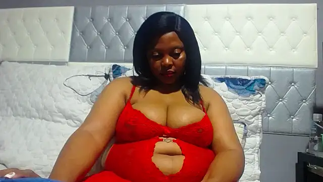 SEXYBUSTYEBONYXX online show from May 21, 7:50 am