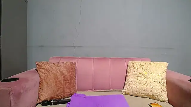 SEXYBUSTYEBONYXX online show from March 10, 6:28 am