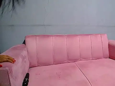 Snapshot of SEXYBUSTYEBONYXX chatting on February 16, 9:19 am SEXYBUSTYEBONYXX online show from February 16, 9:19 am