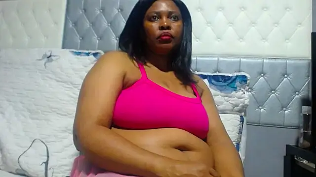 SEXYBUSTYEBONYXX online show from May 23, 1:59 am