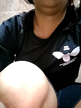 Snapshot of Moody-girl1 chatting on March 1, 10:54 pm Moody-girl1 online show from March 1, 10:54 pm