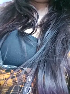 Snapshot of Moody-girl1 chatting on February 28, 10:42 pm Moody-girl1 online show from February 28, 10:42 pm