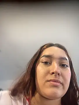 Snapshot of Emily_Harpeer chatting on February 20, 11:45 am Emily Harpeer online show from February 20, 11:45 am