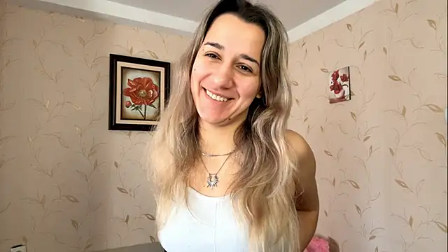 Snapshot of MaryBennetts chatting on February 9, 7:28 am MaryBennetts online show from February 9, 7:28 am