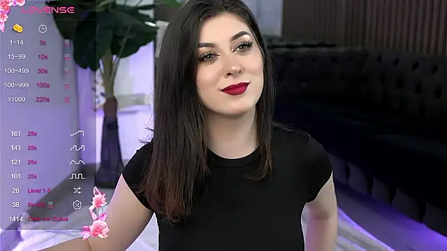 VansessaNyx online show from March 25, 9:35 pm