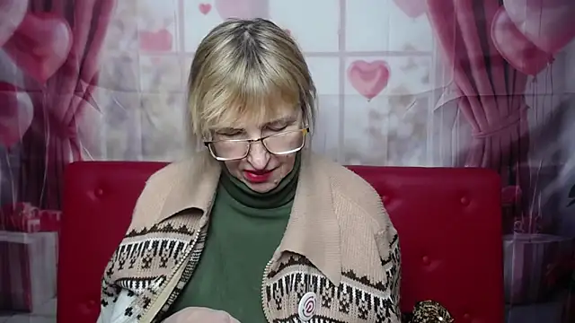 PattySanny online show from April 18, 7:07 pm