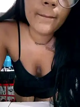 Zoe Renata online show from April 18, 10:17 am