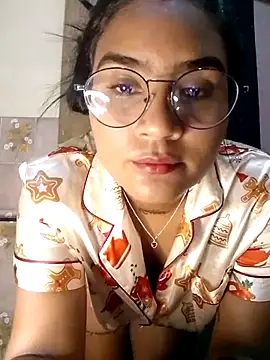 Snapshot of Zoe_Renata chatting on July 11, 2:56 am Zoe Renata online show from July 11, 2:56 am
