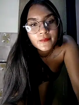 Snapshot of Zoe_Renata chatting on June 20, 3:22 am Zoe Renata online show from June 20, 3:22 am