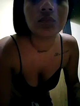 Zoe Renata online show from May 3, 9:58 am