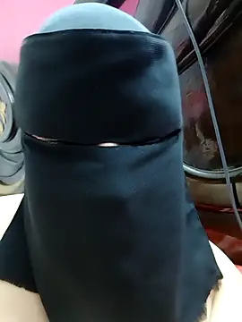 Warda Egy online show from March 24, 8:20 pm