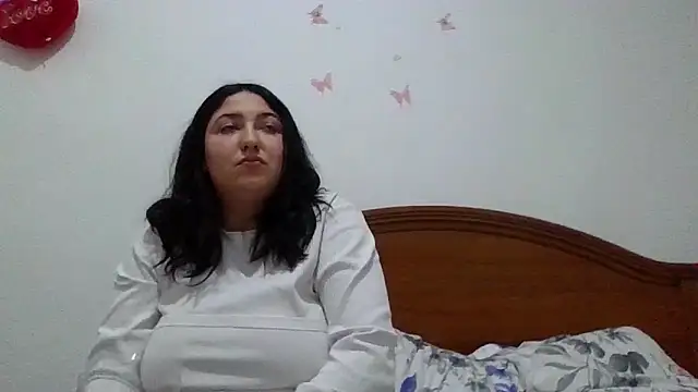 Amber Sinn online show from April 3, 9:54 pm