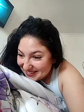 Snapshot of Amber_Sinn chatting on May 20, 10:01 am Amber Sinn online show from May 20, 10:01 am