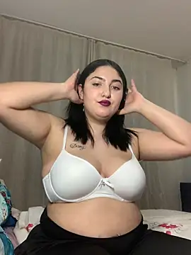 Amber Sinn online show from February 6, 6:37 pm