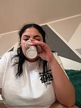 Amber Sinn online show from July 15, 4:19 am