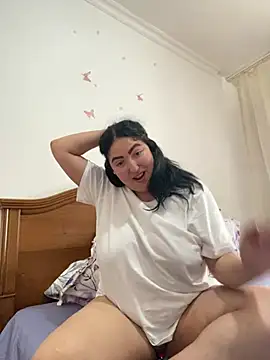 Amber Sinn online show from July 22, 1:13 pm