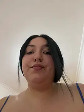 Amber Sinn online show from June 26, 2:01 pm