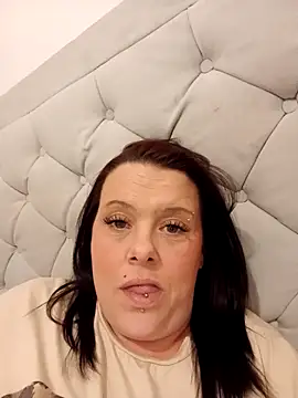 louisa36 online show from March 19, 9:15 pm