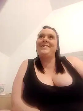 louisa36 online show from February 26, 9:59 pm