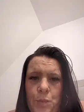 louisa36 online show from February 7, 10:51 pm