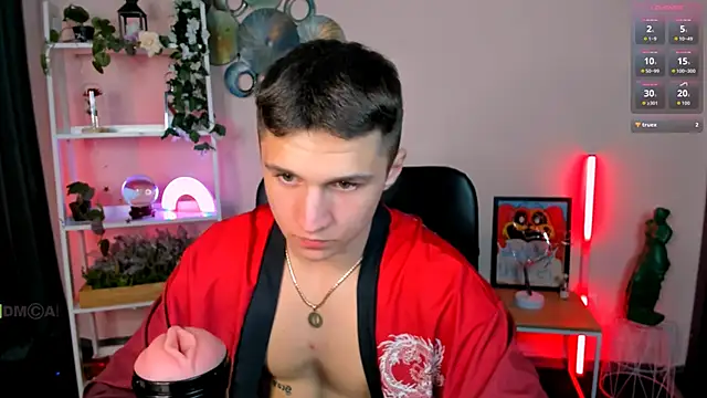 emmanuel shine online show from April 5, 7:20 pm