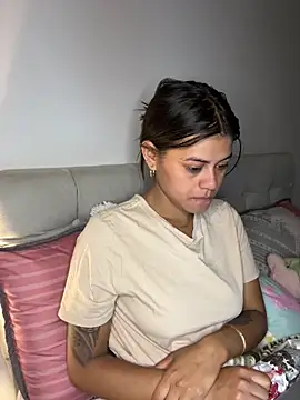 RachelWeisz  online show from April 13, 10:08 am