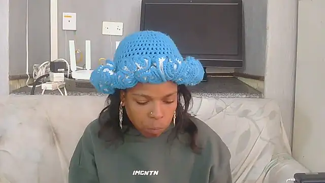 xxBabyDoll online show from April 8, 11:33 am